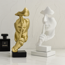 Escultura do Silêncio - Silence is Gold