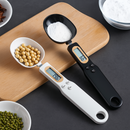 electronic kitchen scale spoon