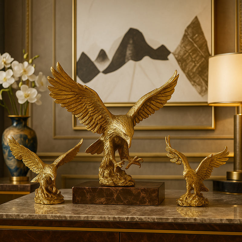 Escultura Decorativa de Águia Golden em Resina