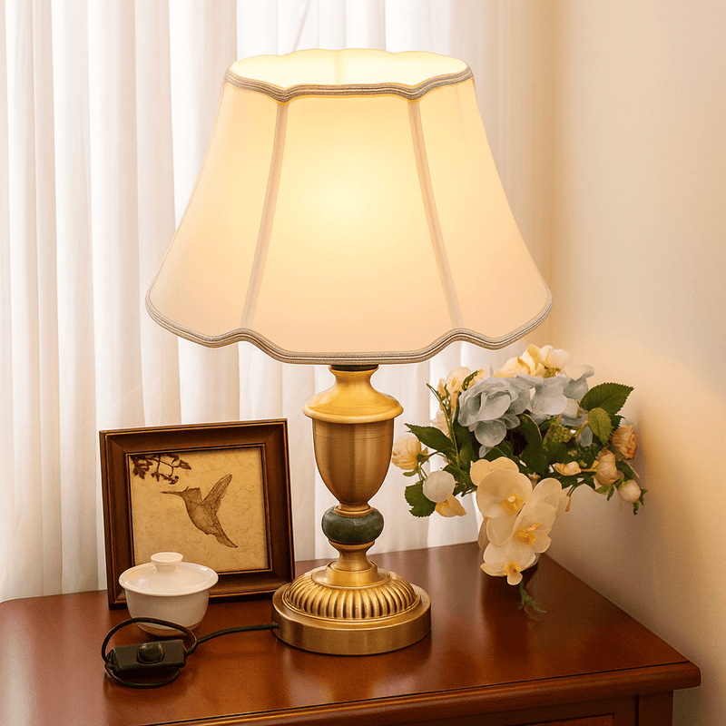 classic retro European table lamp