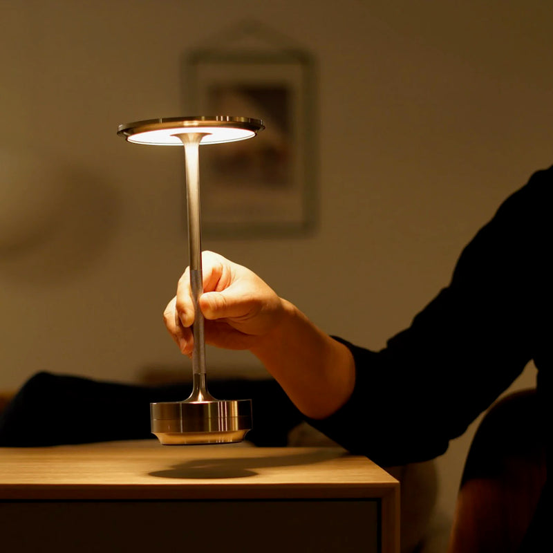 Luminária de leitura  com sensor de toque